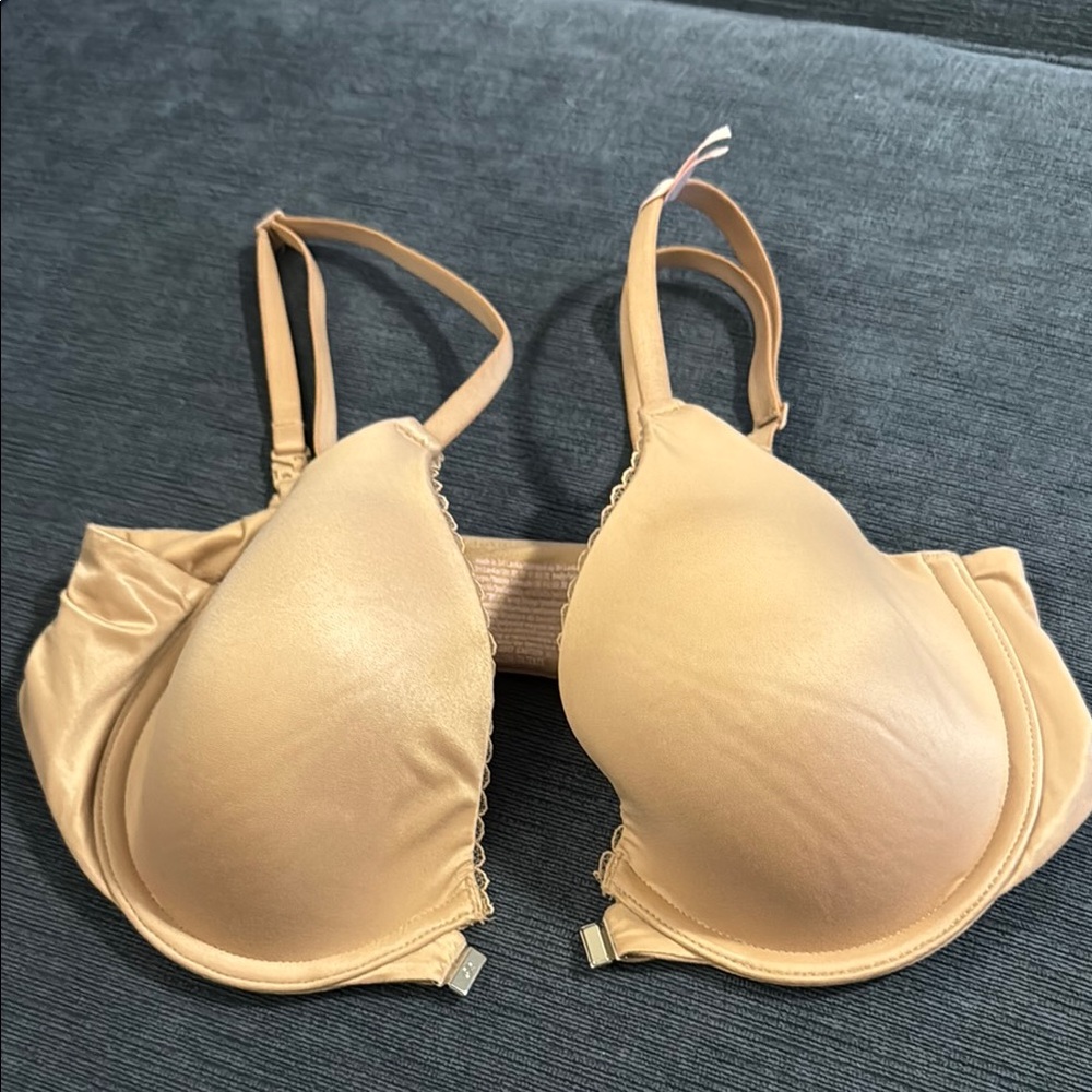 Victoria's Secret Tan Body By Victoria Adaptive Bra with Underwire Support 34C - Picture 3 of 7